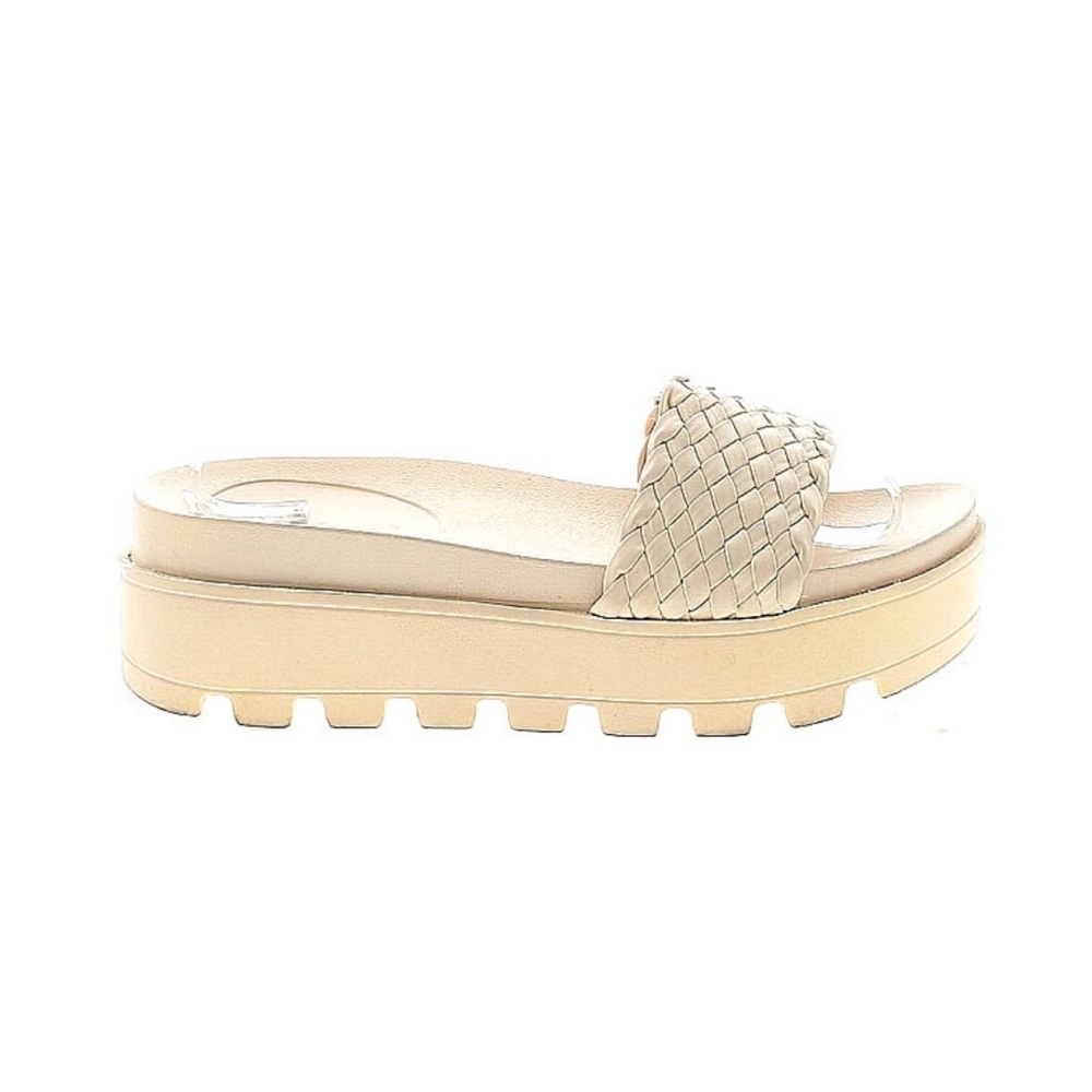 platform slide ivory EUC SIZE 8.5 great for beach very comfy